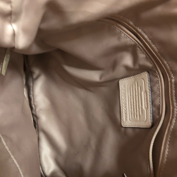 Coach Ashley Carry All - Picture 6 of 6